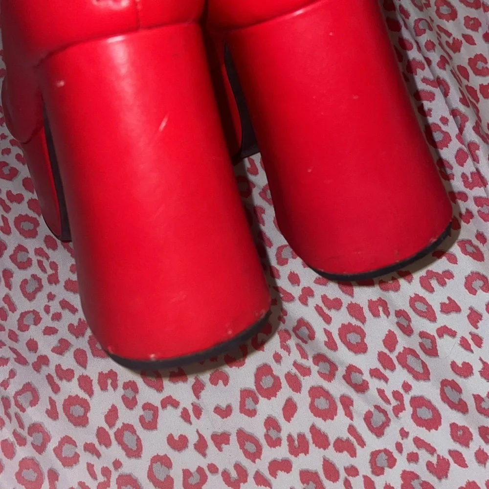 Baby’s on fire platforms ❤️ - Picture 7 of 9